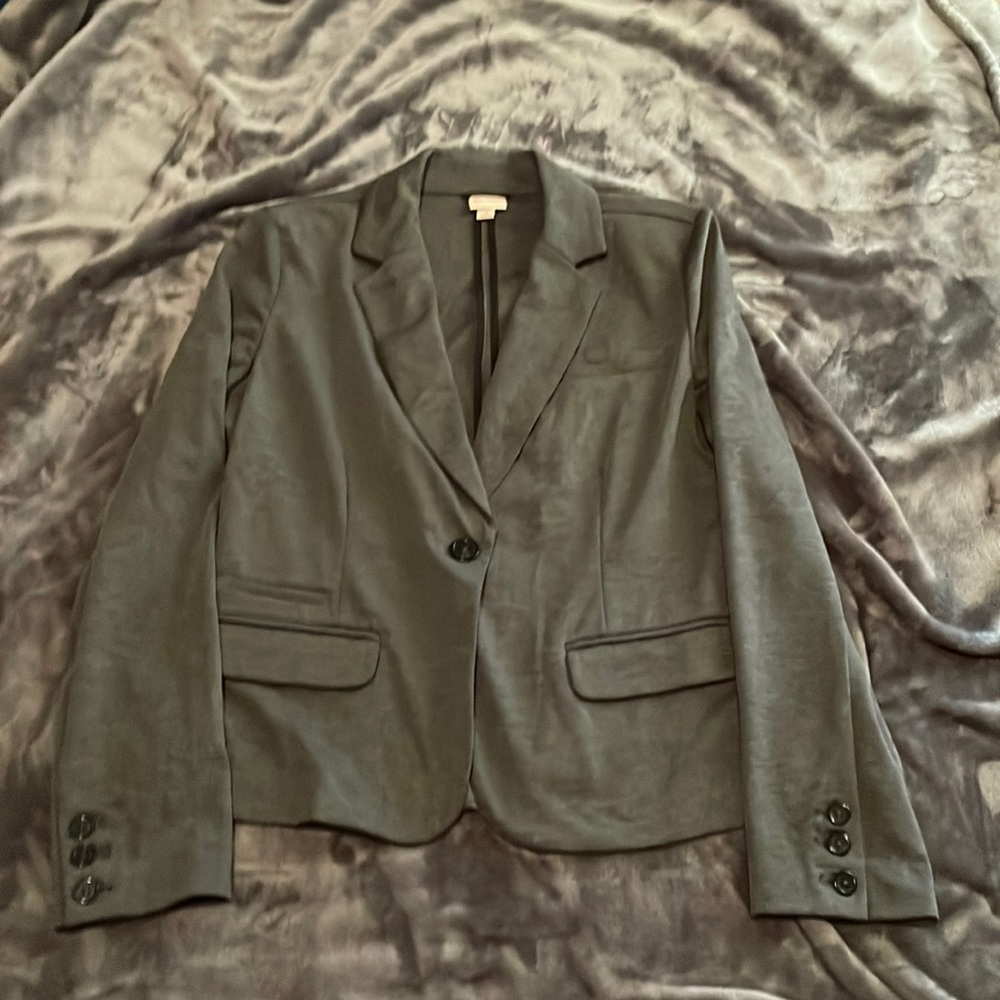 Grey blazer